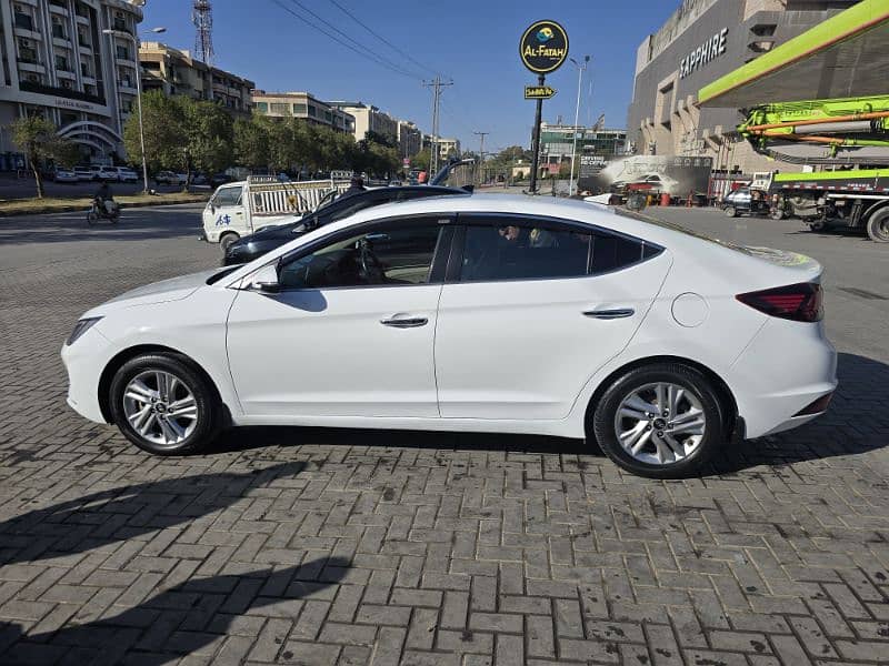 Hyundai Elantra 2021 2