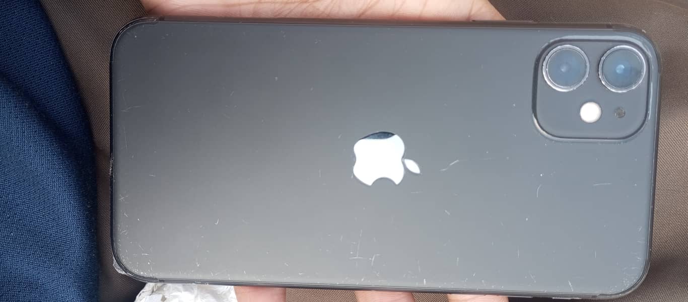 iphone 11 64gb factory unlocked non PTA 1