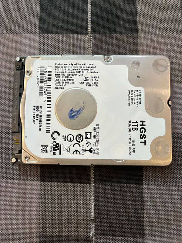 1 TB hard drive HDD 0