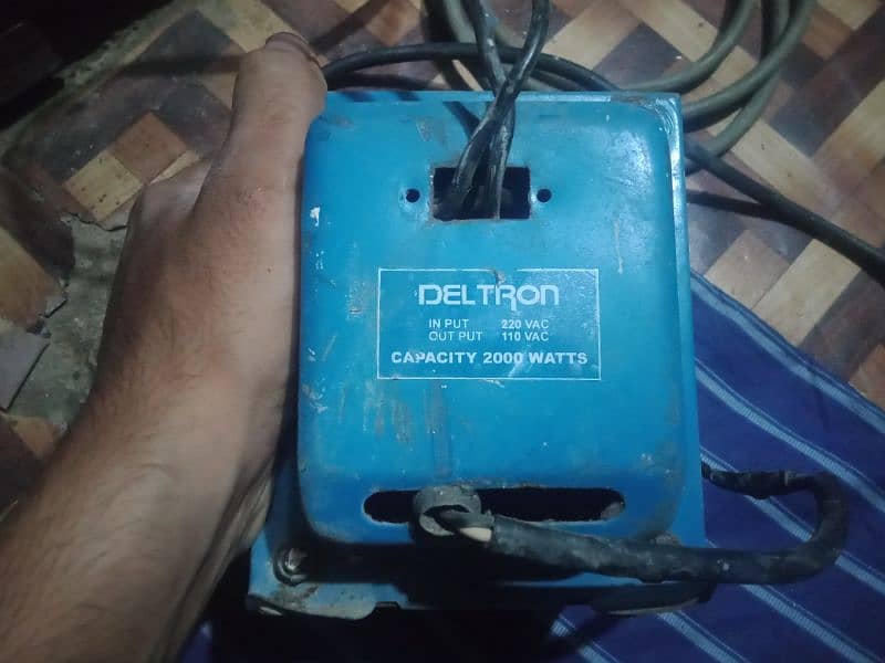 deltron step down transformer made in England 3