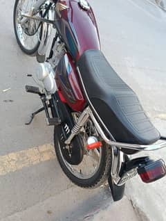 Honda 125 2022 model original 7500 km chali ha