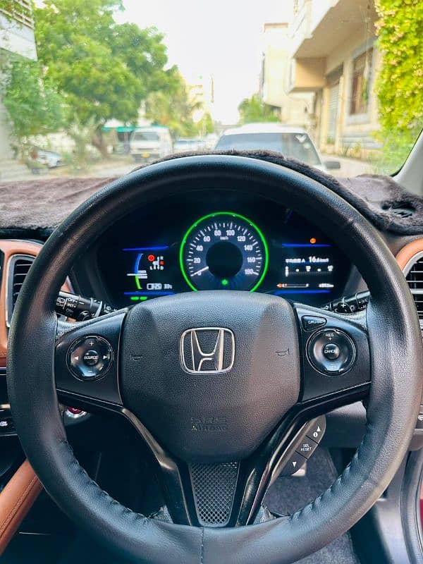 Honda Vezel 2015 Z  Full Original 5