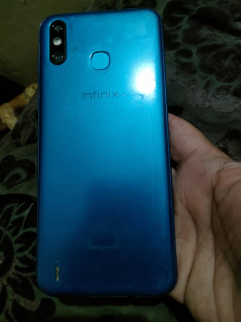 Infinix smart 4 2gb 32gb memory 3