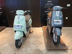 Electric bikes, pearl 2024 Electric Scooty,Electric Scooter,E vehicle