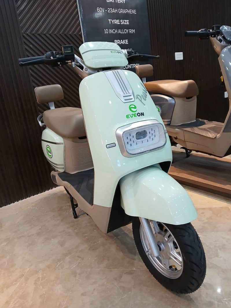 Electric bikes, pearl 2025 Electric Scooty,Electric Scooter,E vehicle 3