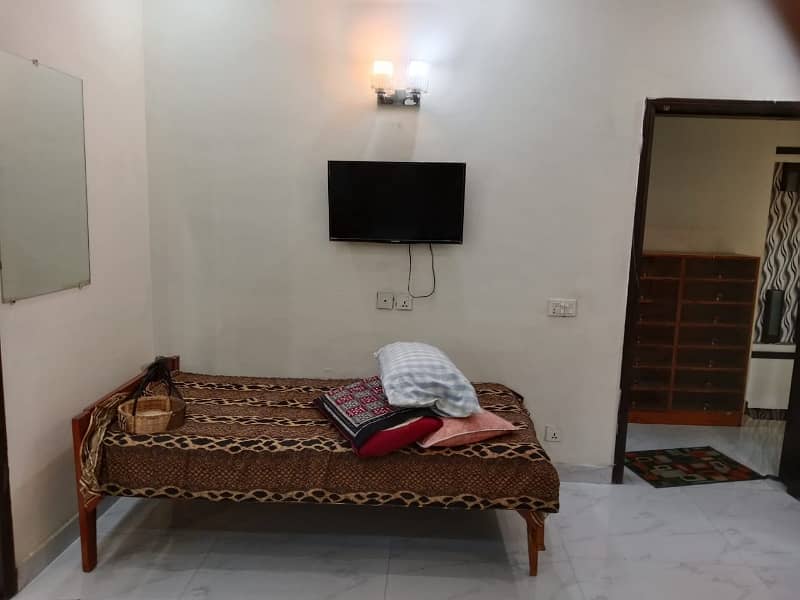 10 Marla Beautiful Full Furnished House Available For Rent in DHA Rahbar 20