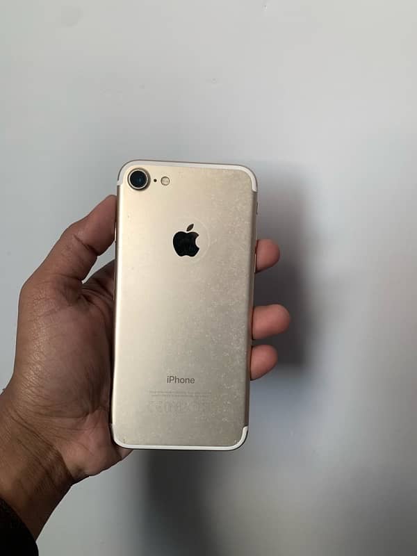 I phone 7 - Non PTA - 128GB 0