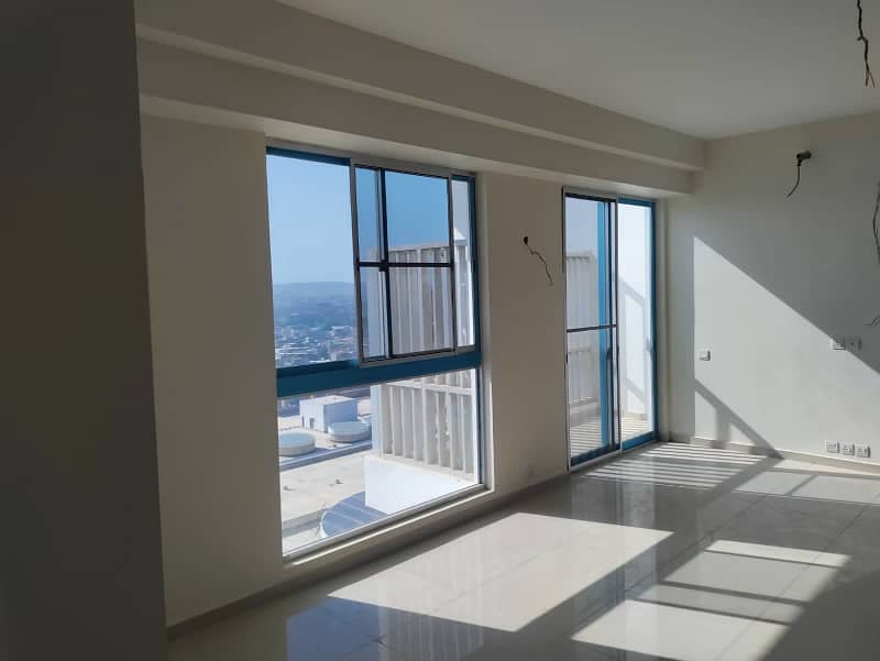 Lucky One Apartment Flat For Sale 5