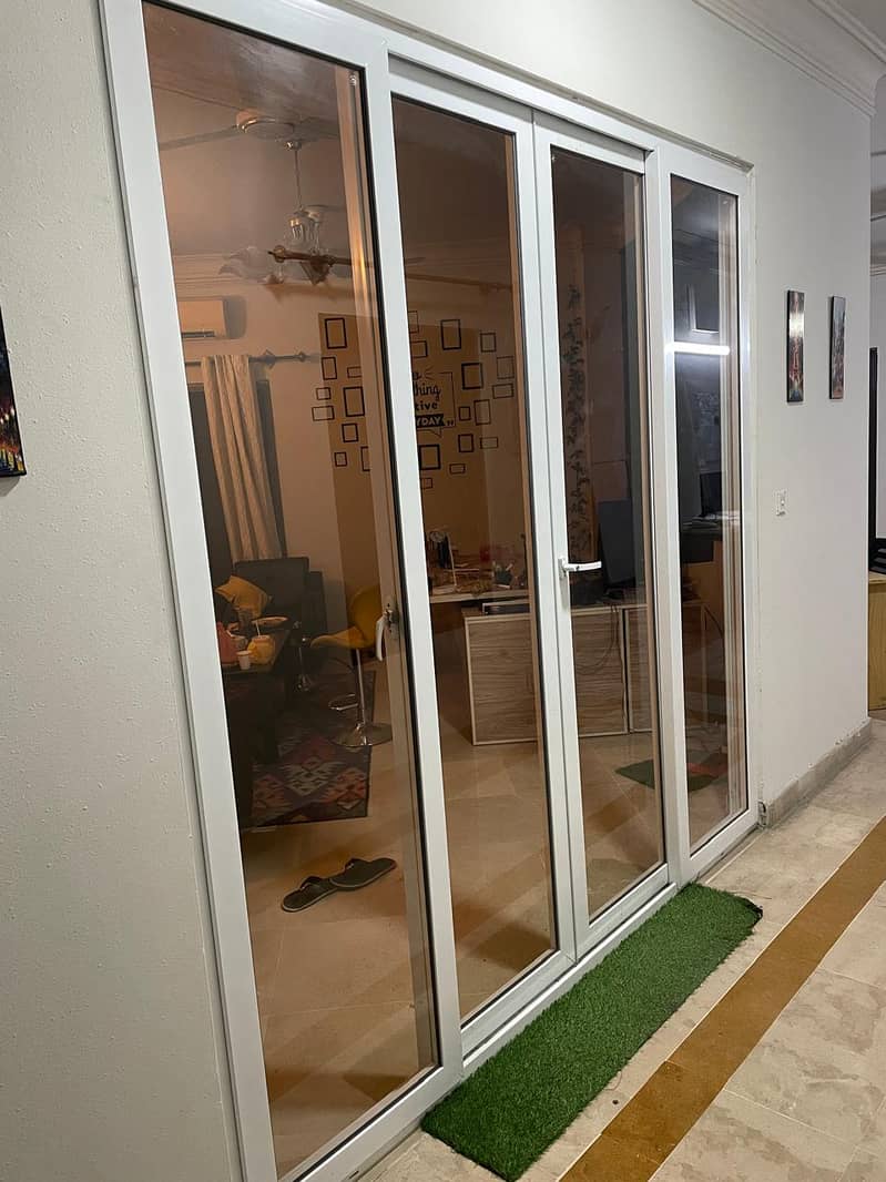 UPVC Sliding Door – Excellent Condition! 2