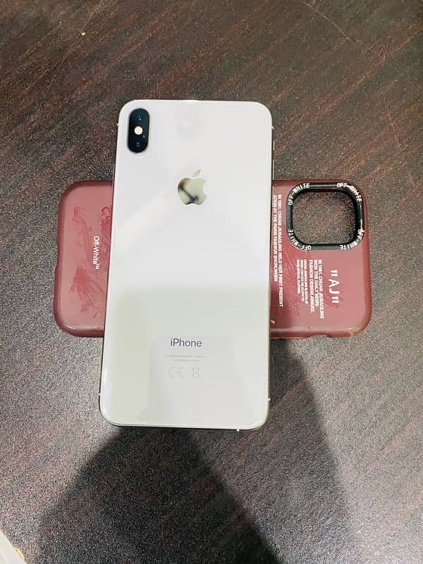 I phone xs max 1