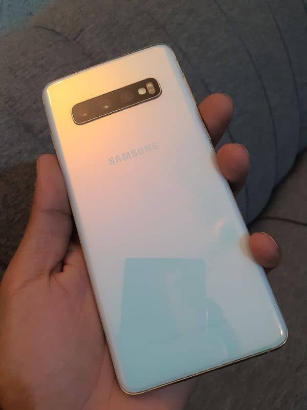 Samsung Galaxy S10 8/128 8