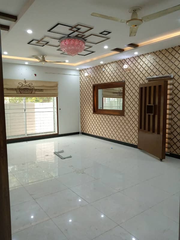 5 Marla Brand New Luxury House Available For Rent in AA Block Bahria Town Lahore 1