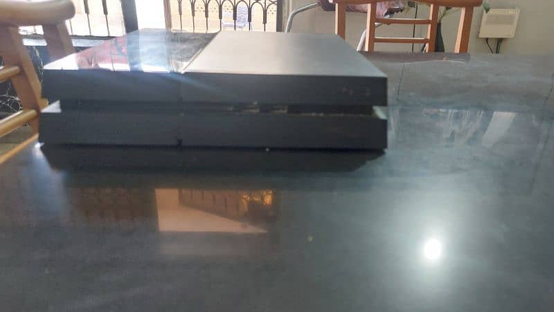 play station 4 for sellling 0