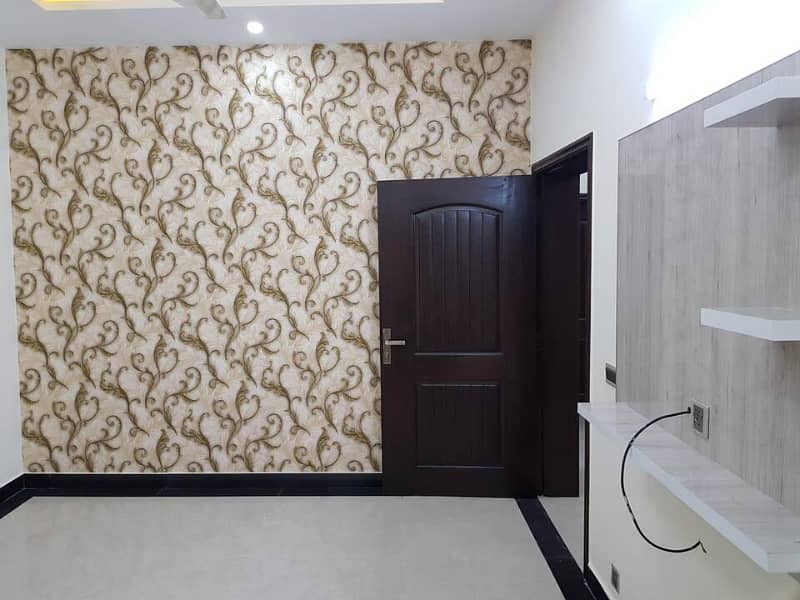 10 Marla Luxury Upper Portion For Rent In Gulmohar Block Bahria Town Lahore 10