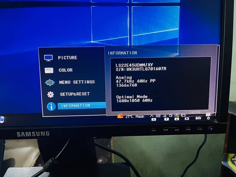 Samsung 22 inches LED 2