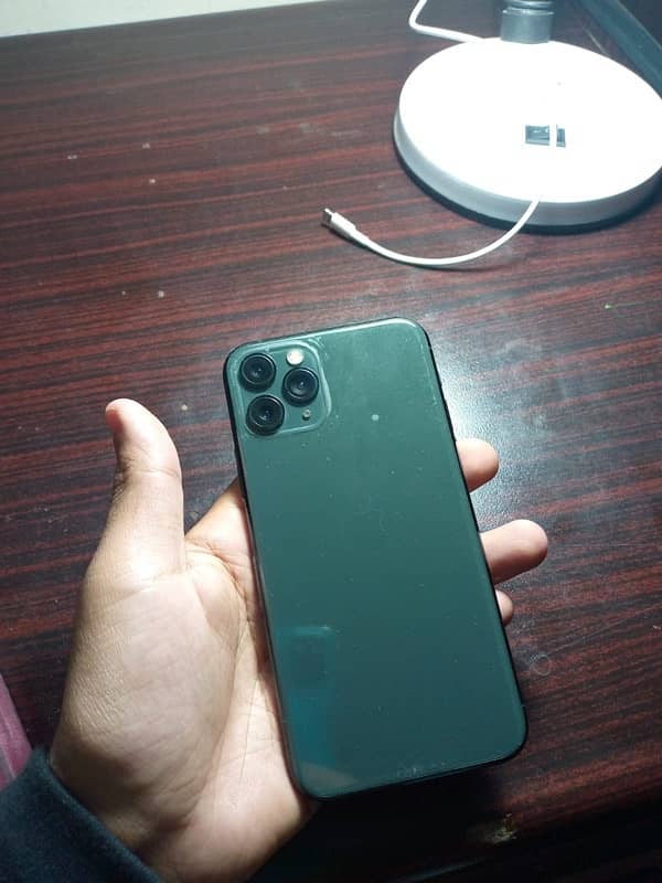 iPhone 11 Pro 0