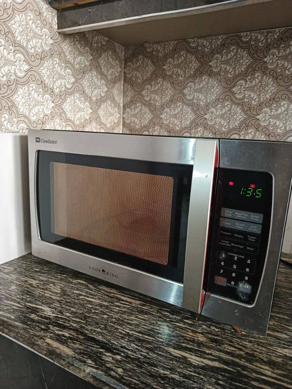 Dawlance Microwave Oven for sale 1