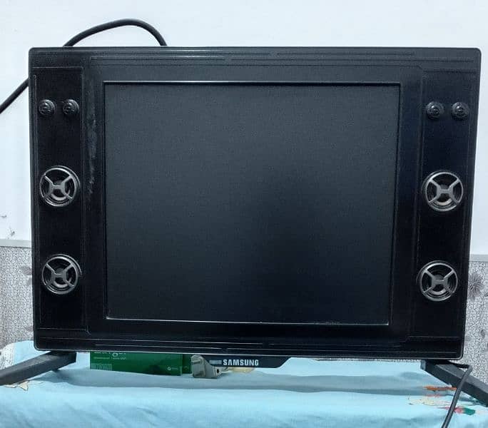 LCD tv 2