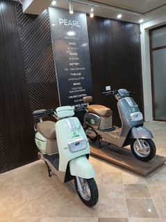 Electric Scooter /Electric Vehicle / Electric Bikes,Electric Scooty