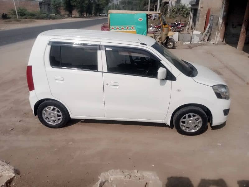 Suzuki Wagon R 2018 6