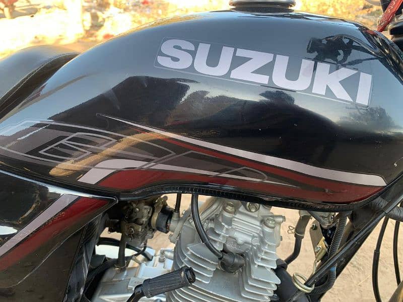 Suzuki bike bio matrik quick avilble 3