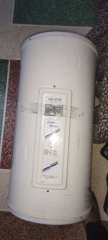 Electric Instant gyser 50 ltrs 0