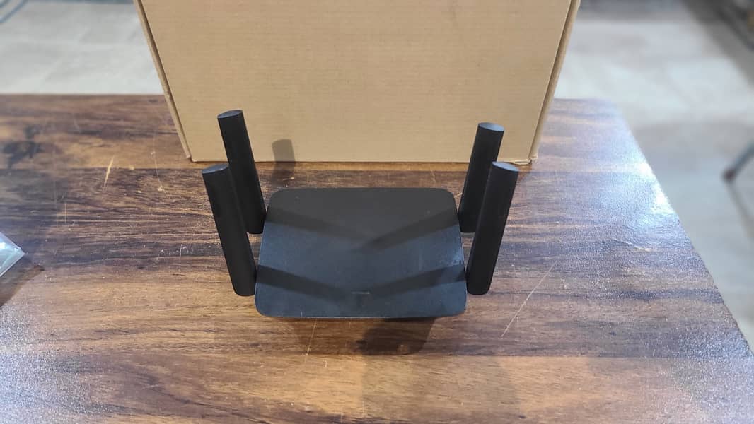 Linksys RE9000 WiFi Range Extend"er AC3000 Gigabit Router(Branded Use) 3