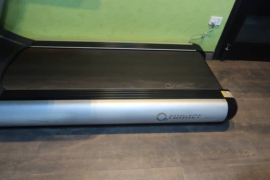 O2 Runner 7000 Andriod Treadmill for Workout Exercise, Made in Korea 1