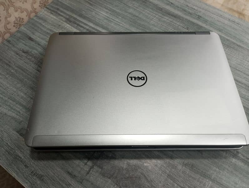 DELL LATITUDE E6440 0