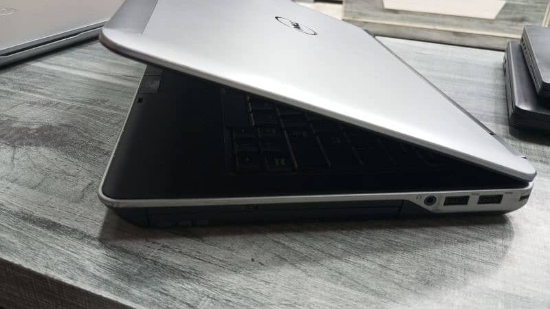 DELL LATITUDE E6440 7