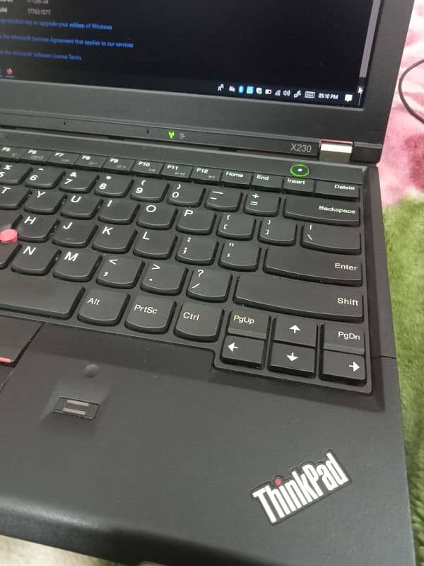 Lenovo Thinkpad X230 i7 3rd generation 4gb ram 500gb Hard drive 10