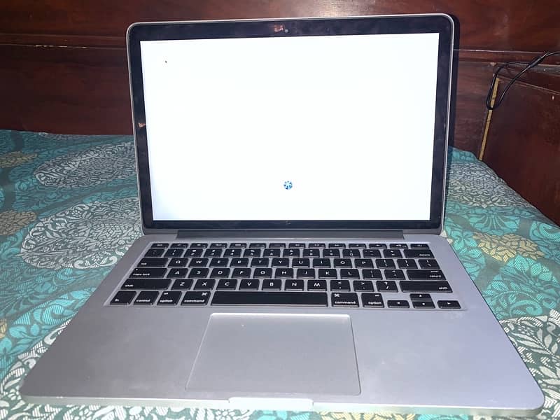 mac Book Pro 2015 8/256 0