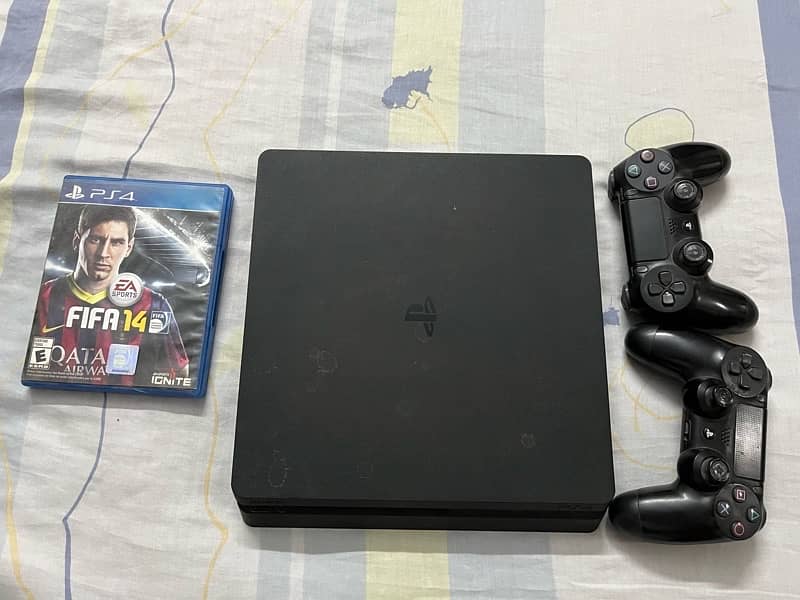 Play Station 4 | PS4 slim | 512gb with 2 original controllers 1