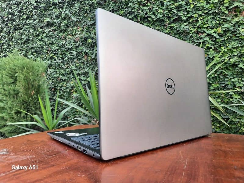 Dell Vostro 5590 | Premium model 9