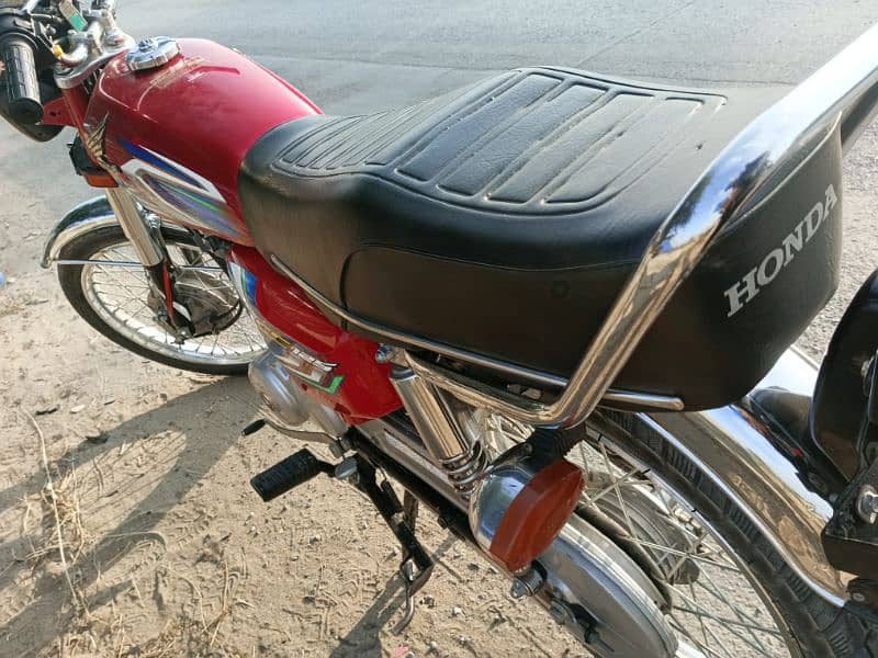 Honda 125  model 2022 My own name Punjab number 3