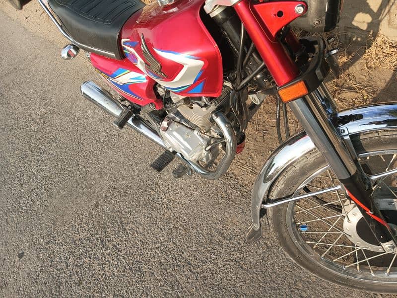 Honda 125  model 2022 My own name Punjab number 8