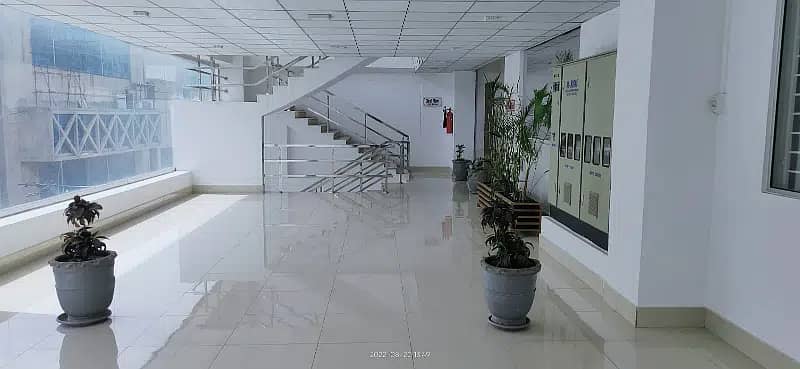 ideal Office for Rent Best for constancy office software house call center IT etc 12