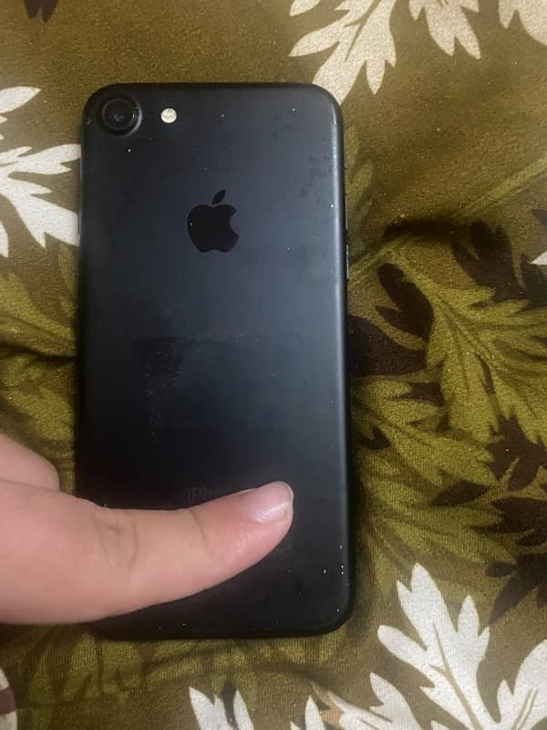 iPhone 7  128 gb non pta 2