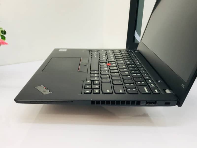 lenovo x390 core i5 8th generation - Quantity available 7