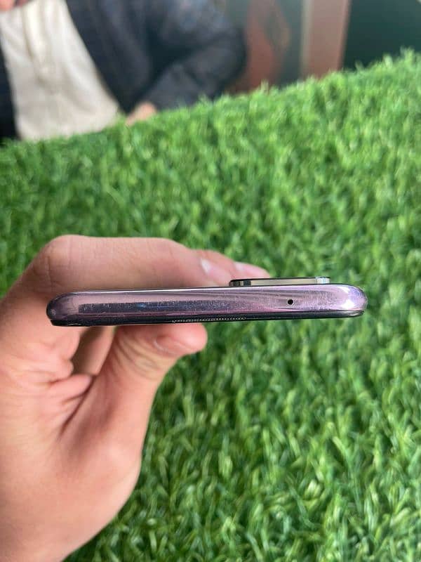 OPPO F19 pro 8/128GB 4