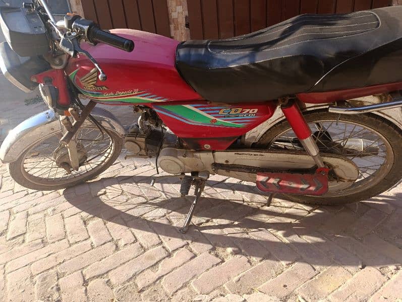 Honda CD70 in a good condition for sale 0