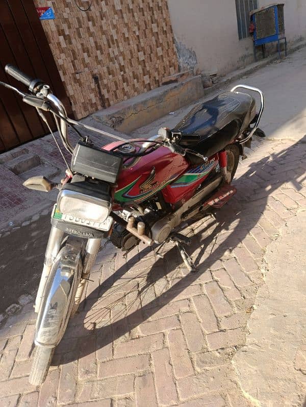 Honda CD70 in a good condition for sale 1