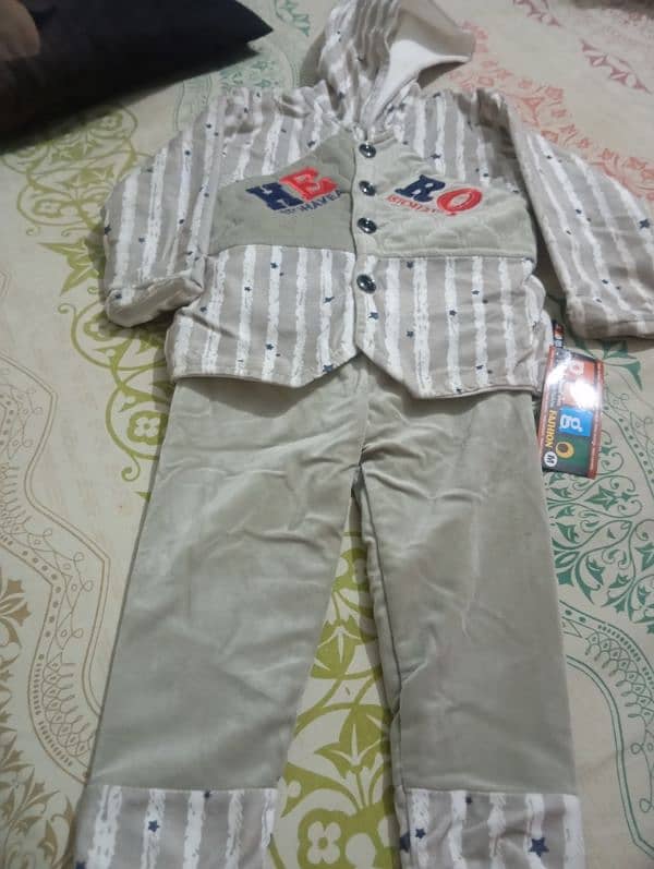 Medium size boy New clothe 0