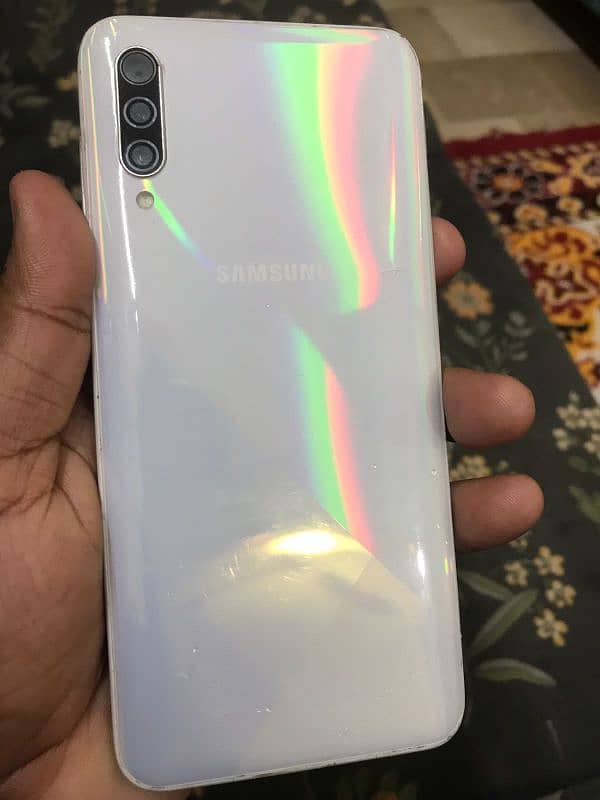 Samsung A30s 1