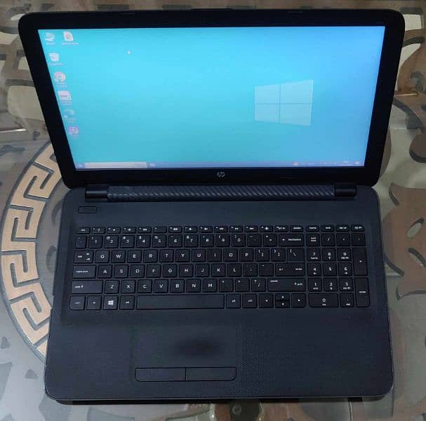 hp i5 6th Gen 10/10 laptop 0