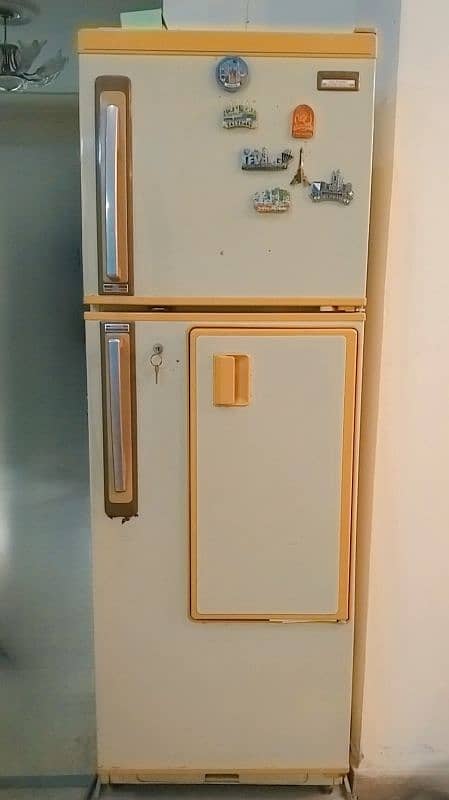 Fridgeforsale,Refrigeratorforsale,fridge,refrigerator,Fullsizefridge. 1