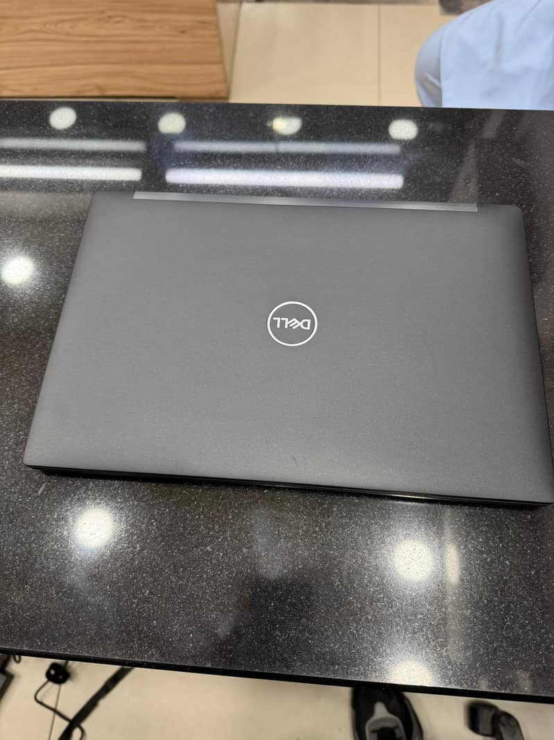 Dell latitude 7490 core i5 ,8th generation , 8GB/256GB , Laptop , FHD 3