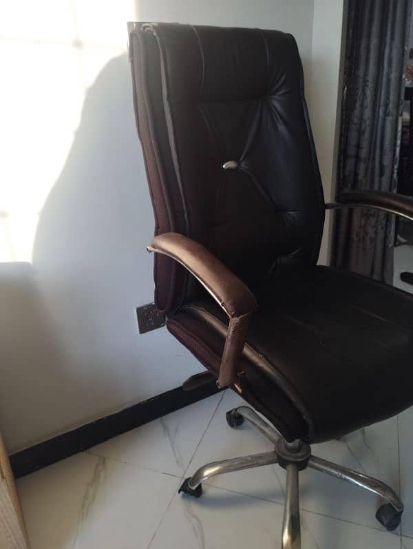 office Chair / computer chair for sale 3