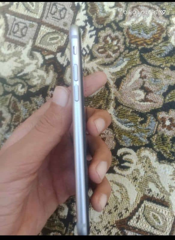 i am selling my phone 3