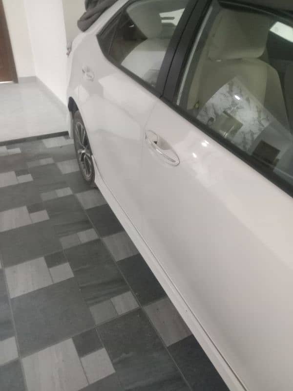 Toyota Corolla Altis 2022 5